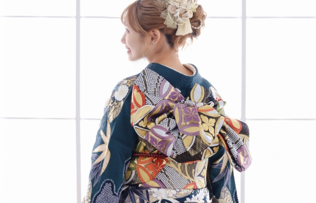 ひいな振袖 緑色