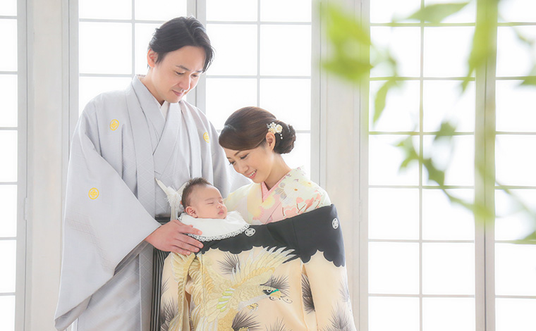 百日祝いのお祝いを家族で楽しむ