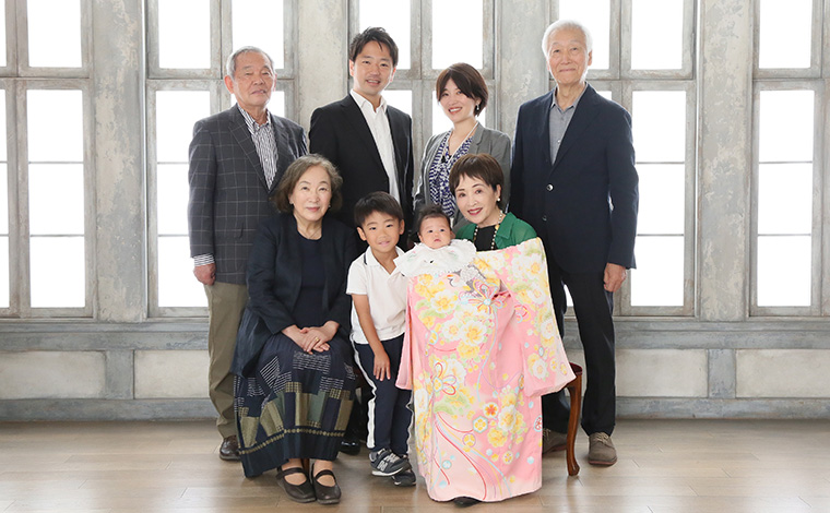 らかんスタジオでの百日祝い撮影